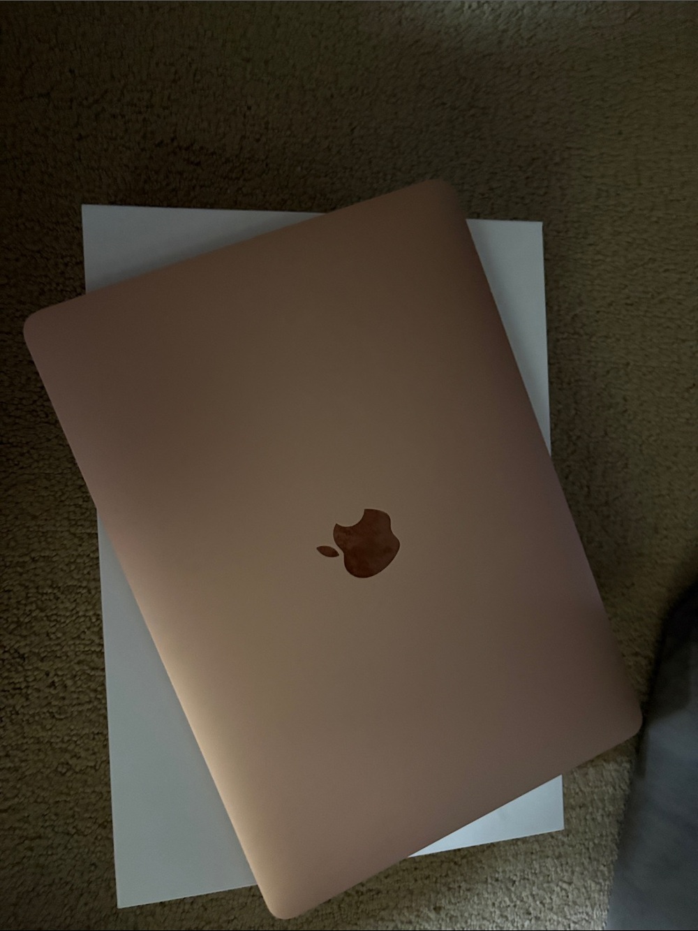 Apple Rose Gold 13-inchMacBook Air with M1 chip - Sleek Aluminum Laptop with BOX